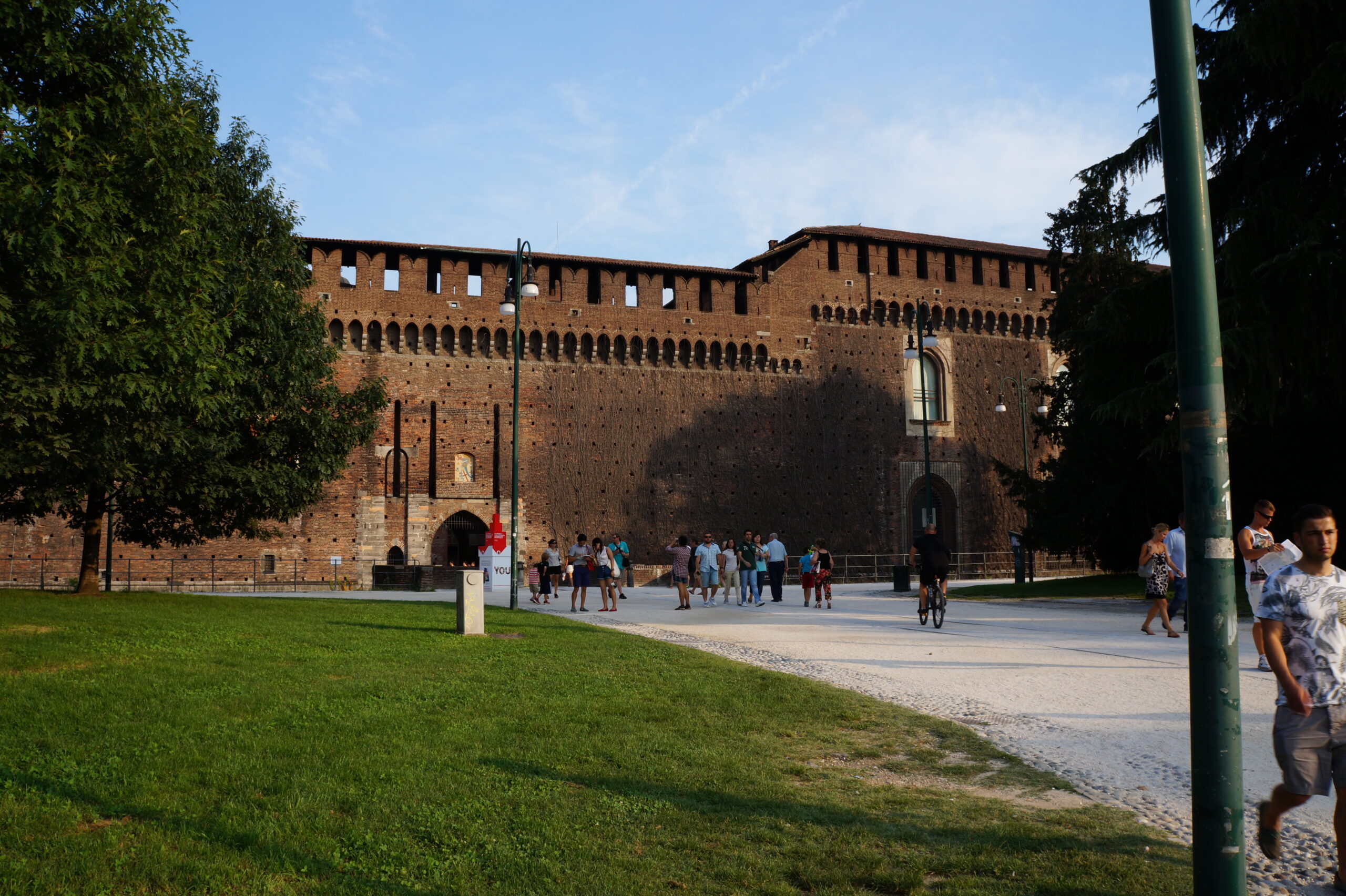 italya milano saray bahçesi